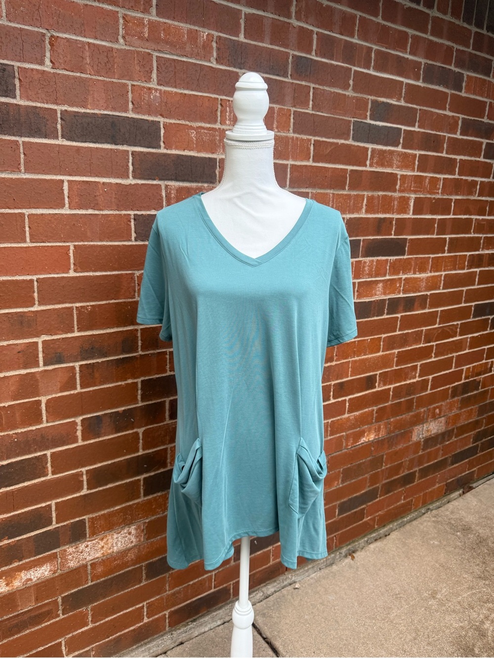 LOGO Lori Goldstein XL Aqua Modal Blend Tunic Top V Neck Pocket Swing Tee